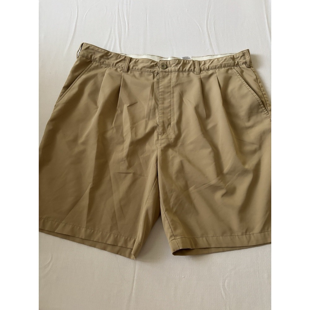 Reebok Golf Chino Short Mens 46x9 Khaki Pleated Front Mid Rise Elastic Waist